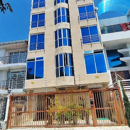Edificio Grandsky Aparthotel